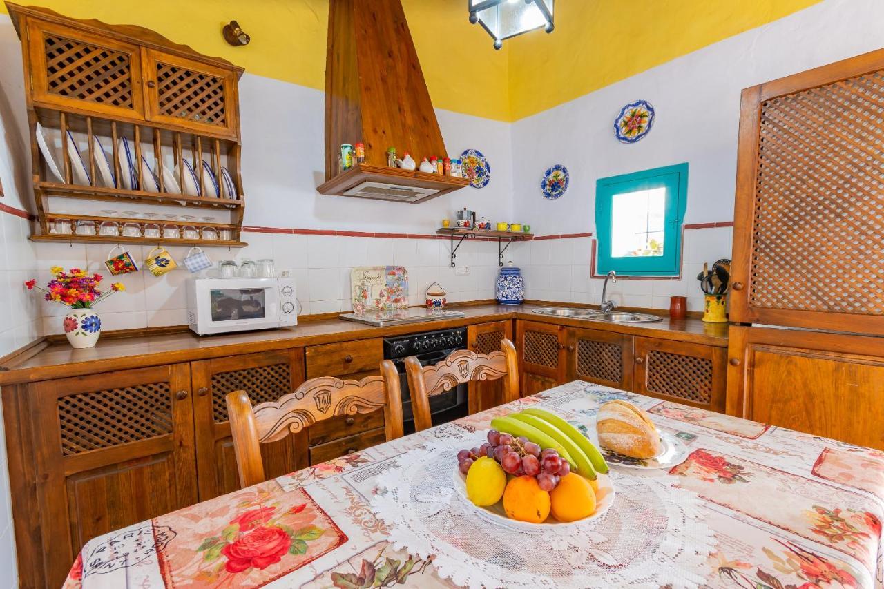 Casa Rosa, Con Encanto Y Piscina Climatizada Frigiliana Extérieur photo