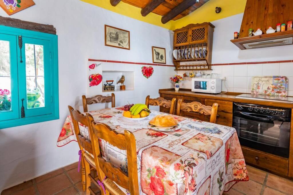 Casa Rosa, Con Encanto Y Piscina Climatizada Frigiliana Extérieur photo